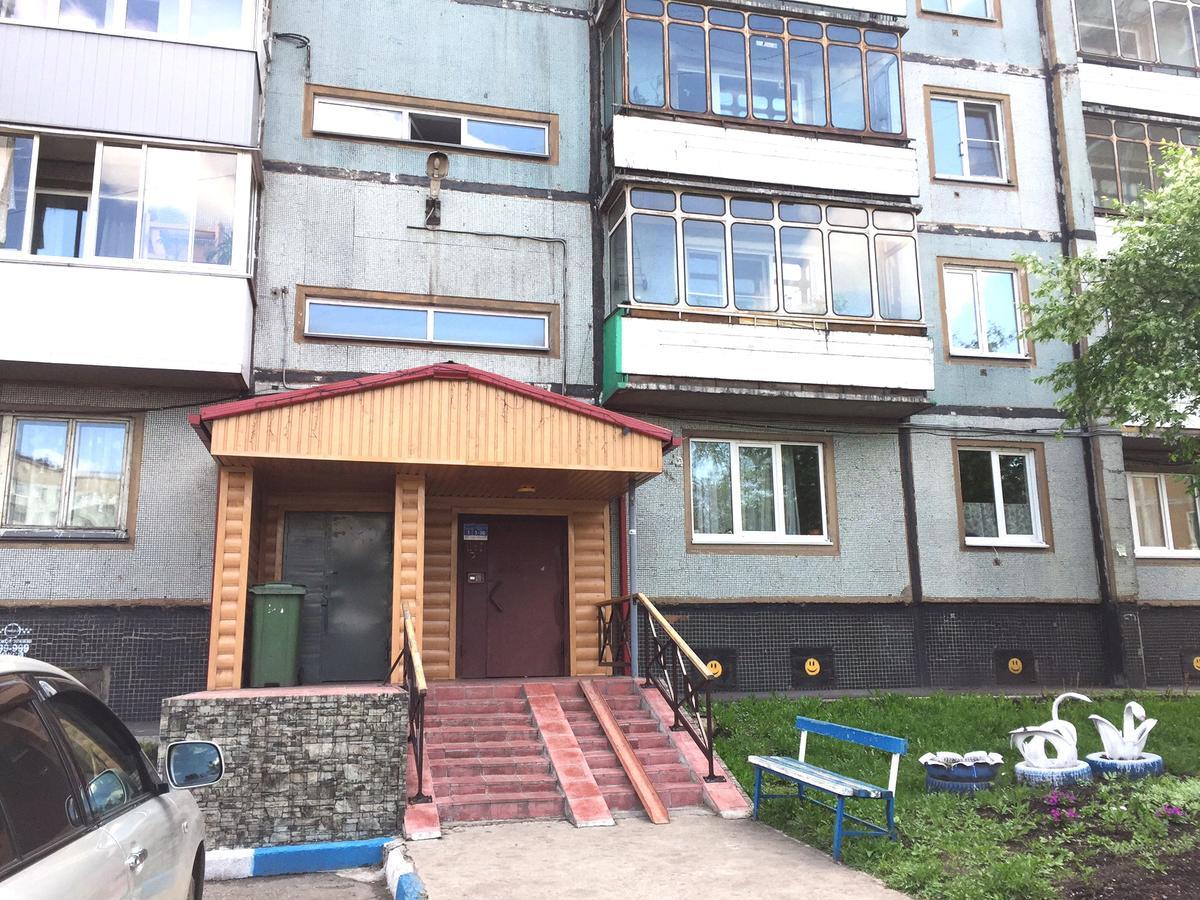 Apartment Tsiolkovskogo 27 Novokuznetsk Luaran gambar